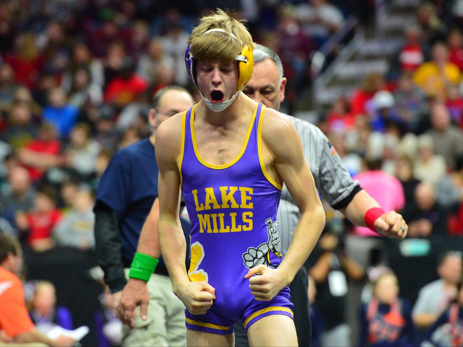 1A state wrestling quarterfinals Central Springs’ Santee wins at the