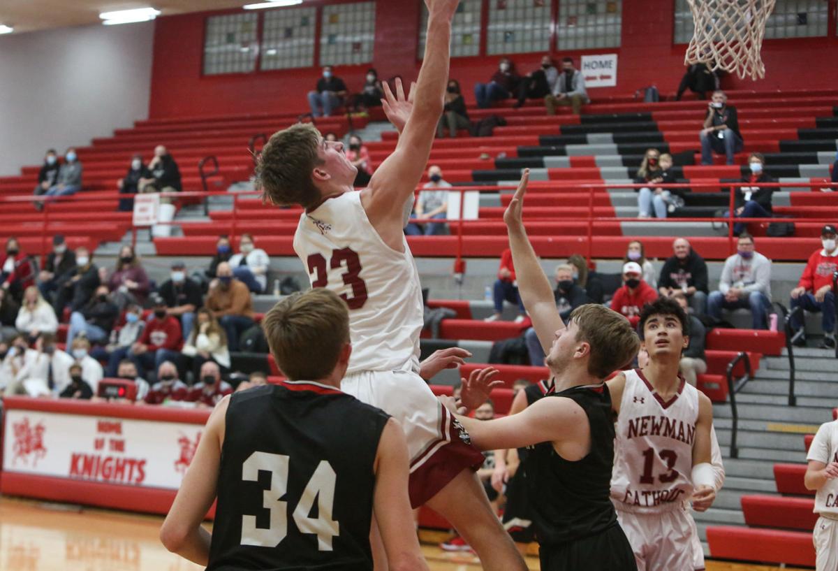 Lake Mills holds on to No. 3 spot in AP boys basketball poll | North Iowa Sports | globegazette.com