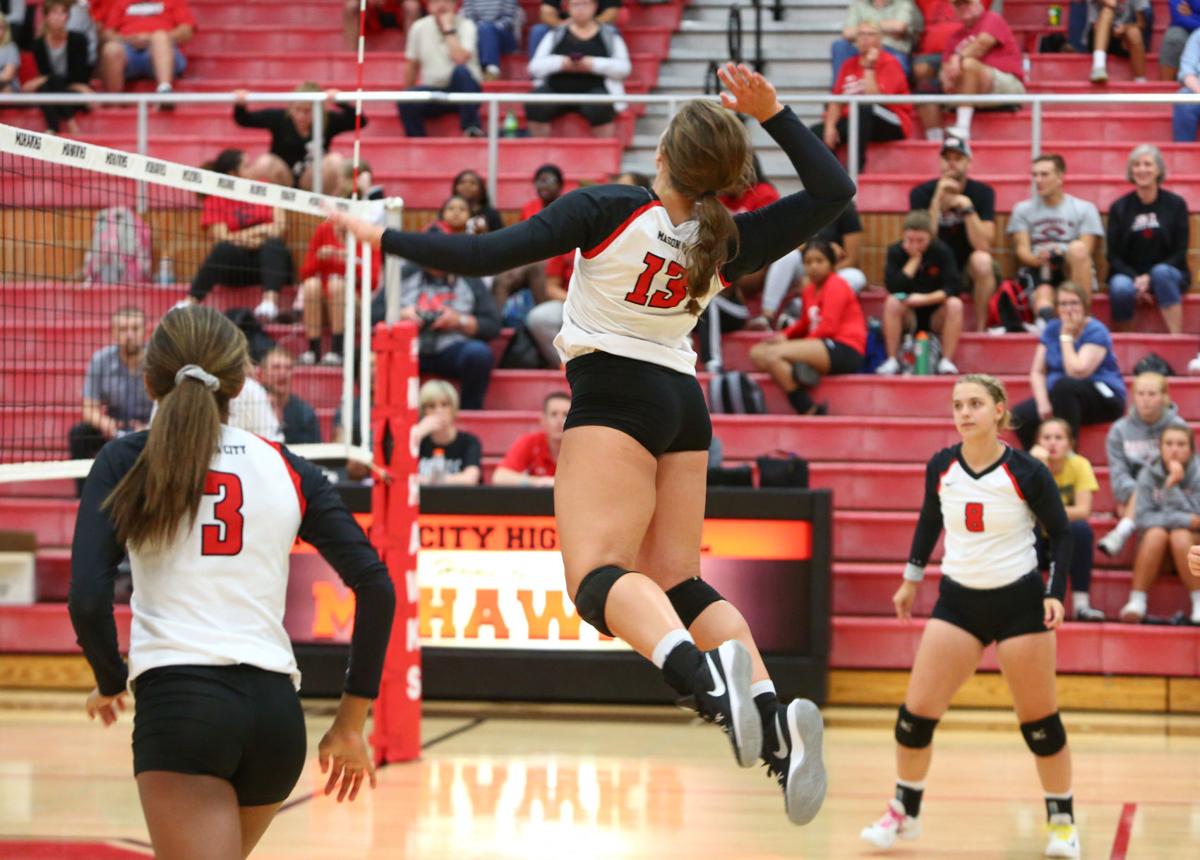 Mason City volleyball beats Des Moines East in season opener
