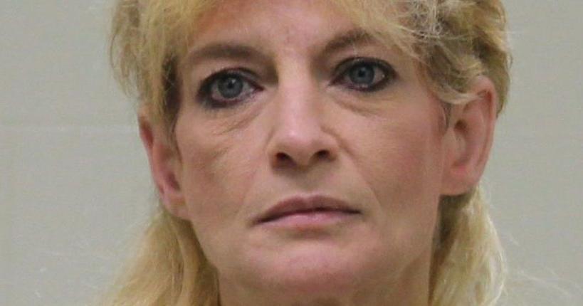 Mason City woman arrested for charging $1K on stolen credit card
