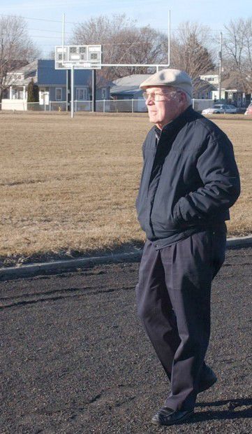 Mason City Hall of Fame: Bill Moore, a coaching legend | North Iowa High School Football ...