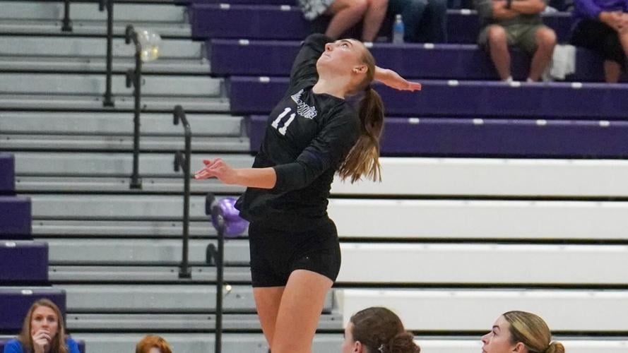 Warriors Fall in Three Sets to MSU Moorhead