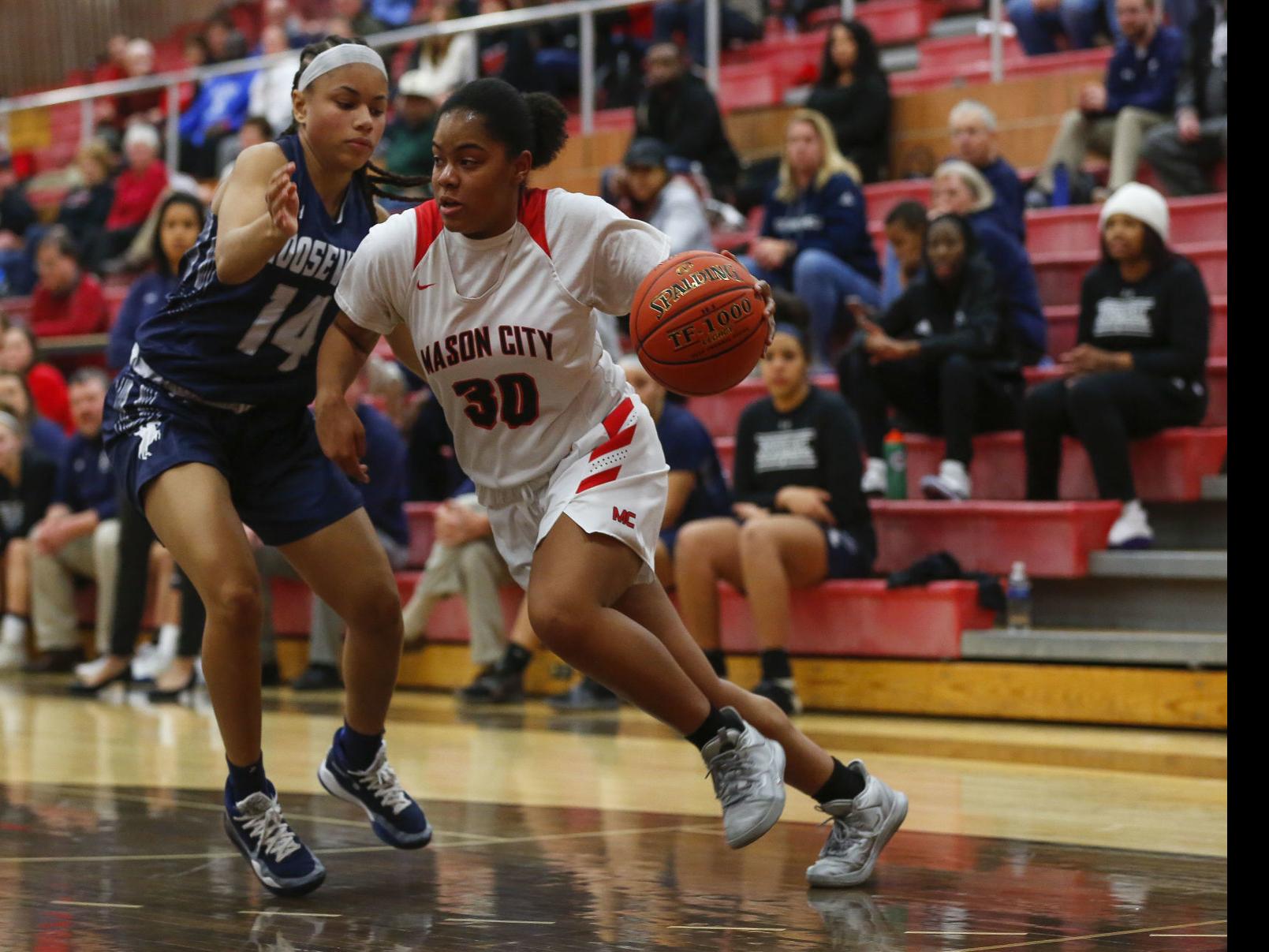 Mohawk Defense Is Key In Win Over Des Moines Roosevelt North Iowa High School Basketball Globegazette Com