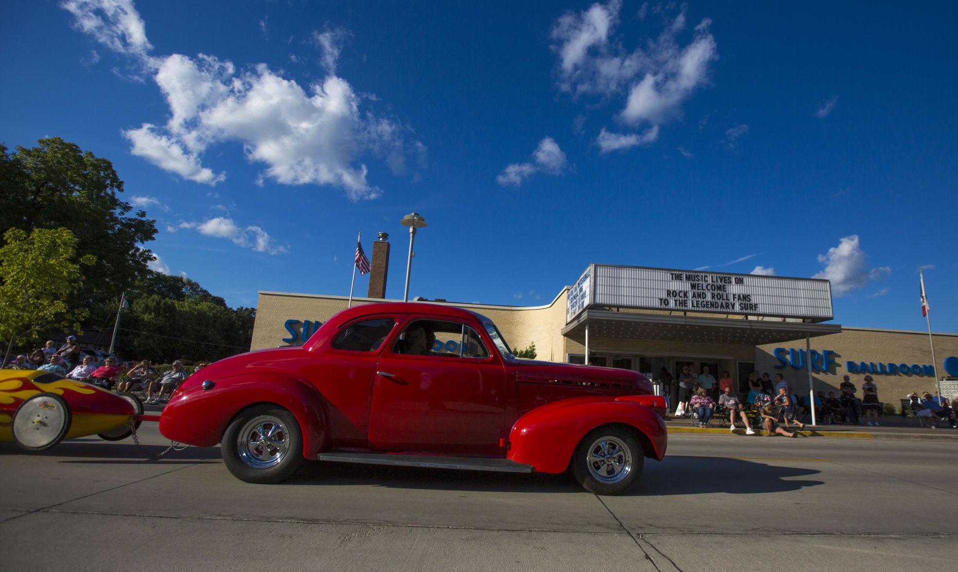 Clear Lake car cruise, show returns for 35th year with hundreds of