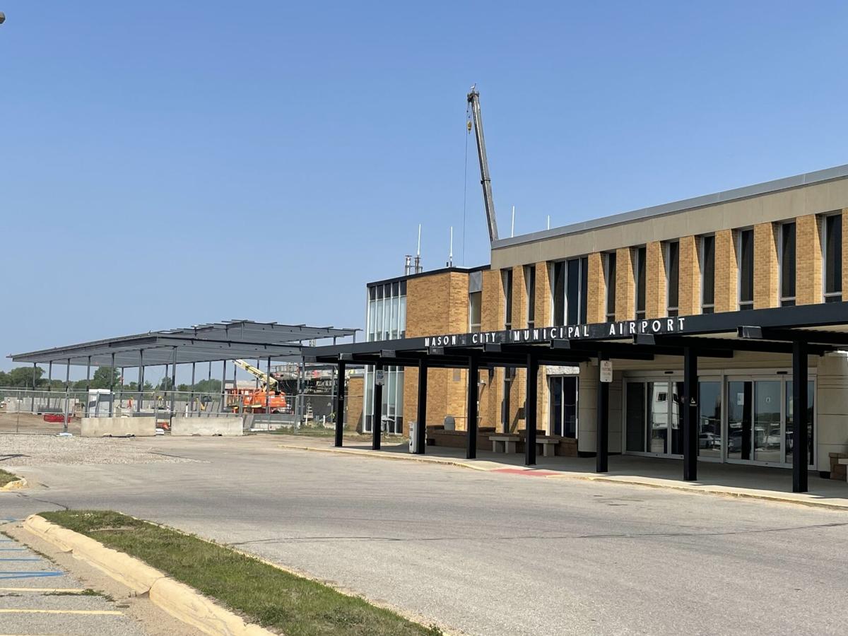 Mason City air service in jeopardy