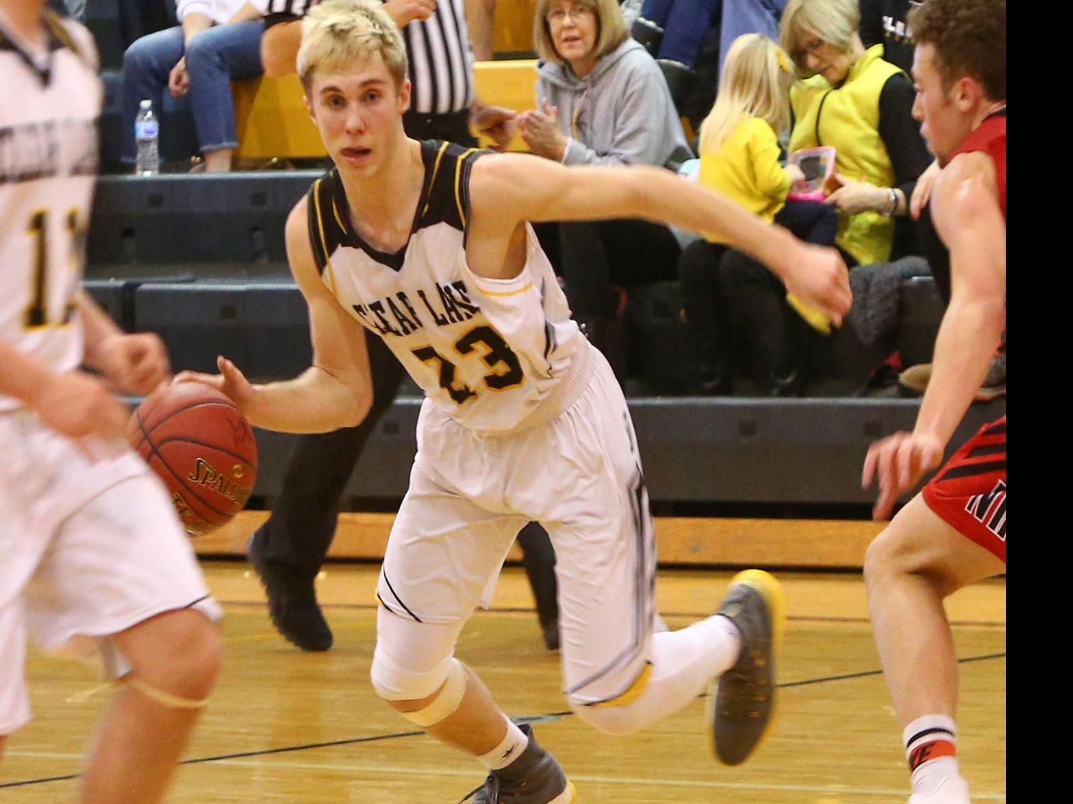 Clear Lake Runs Past New Hampton As Lester Scores 1 000th Career