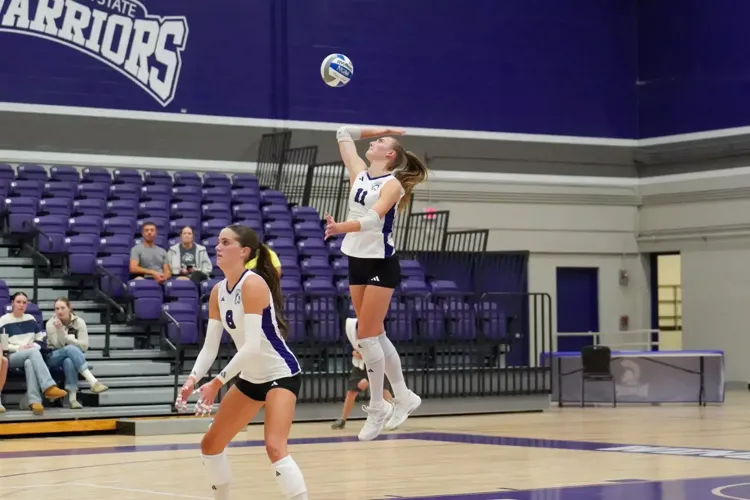 Warriors Fall to No.5 Concordia St. Paul in Three Sets
