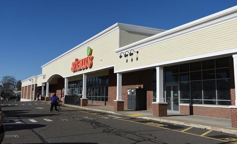 SHAW'S SHOPPING PLAZA SOLD