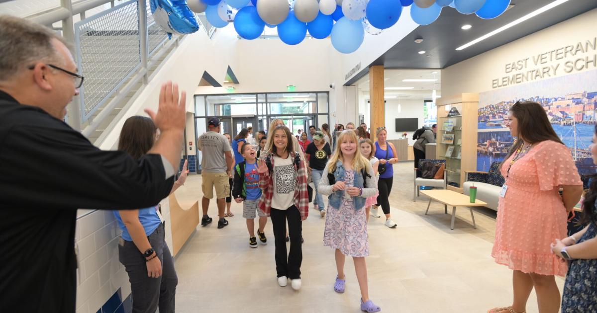 Plumbing issue hits new East Veterans School | News Plumbing issue hits new East Veterans School | News