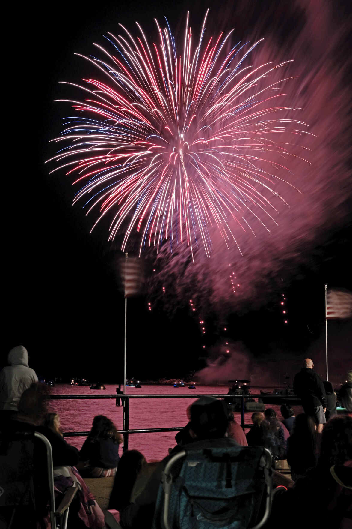 210705_GT_KWI_GLOSTAFIREWRKS_OC_4.jpg