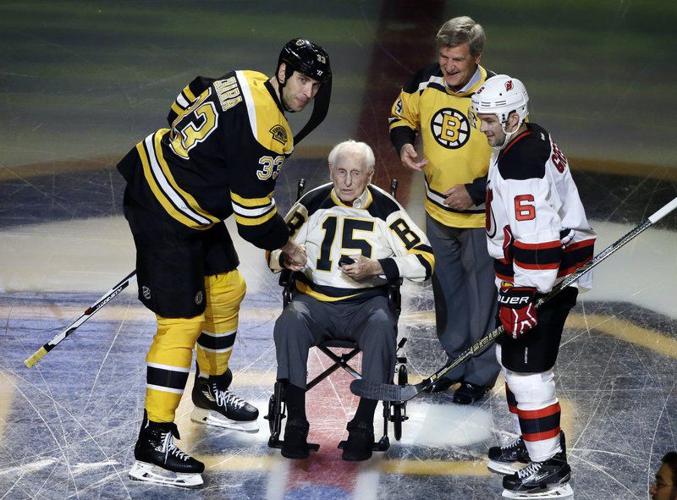 Column: Bruins' Stanley Cup push complicated by Zdeno Chara and