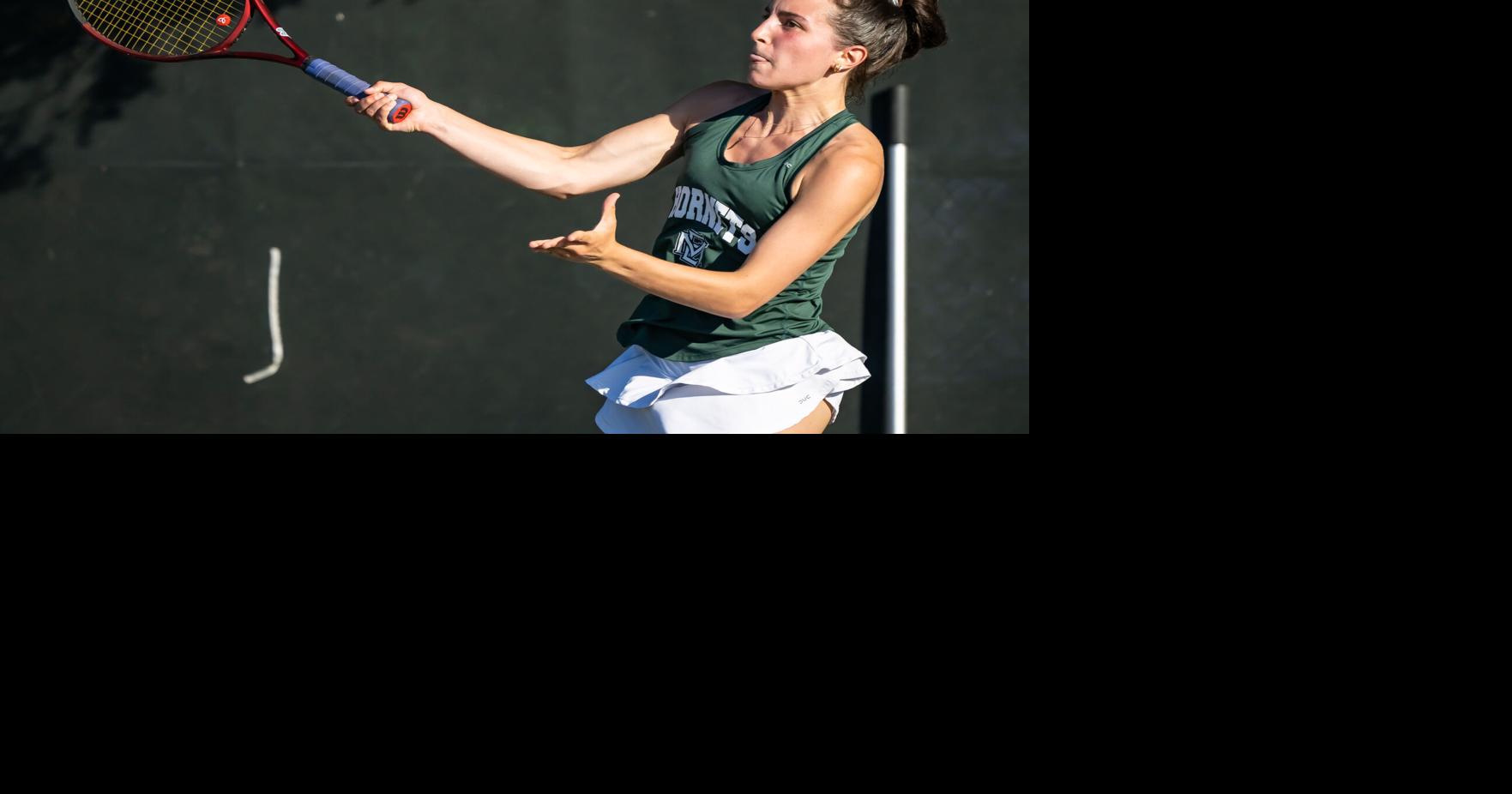 Hornets sting history: Manchester Essex dethrones four-time champion Generals, captures D4 state title