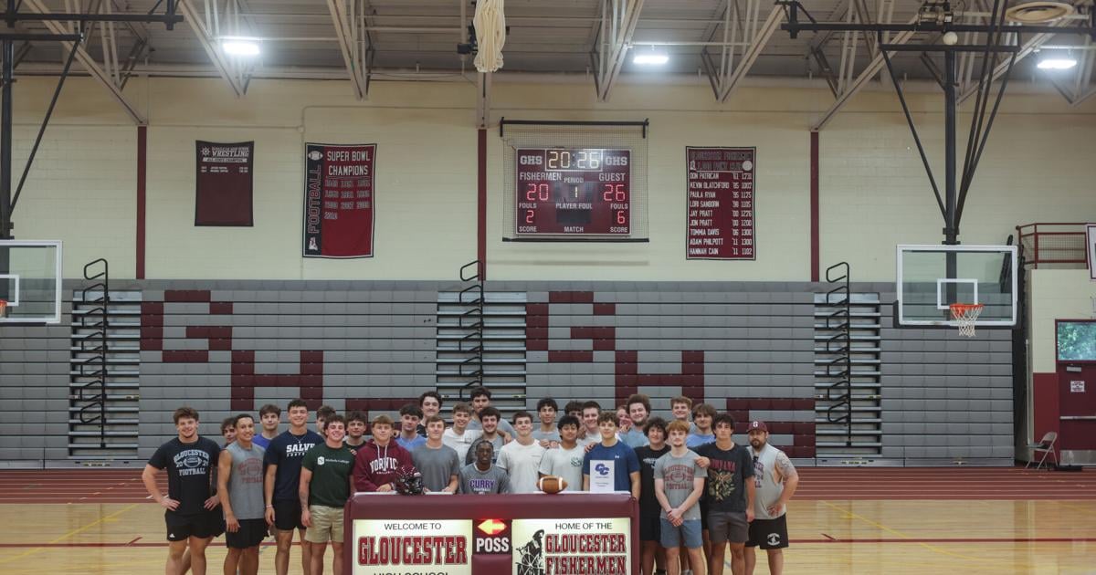 Making it official: A dozen GHS grads set to continue athletic careers in college