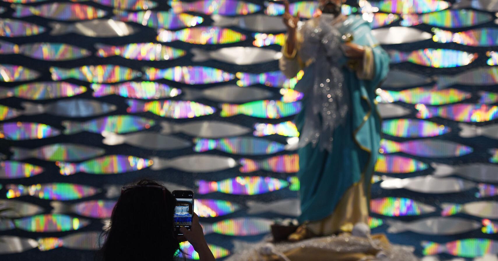SLIDESHOW: First night of St. Peter's Fiesta Novena - Vimarsana News