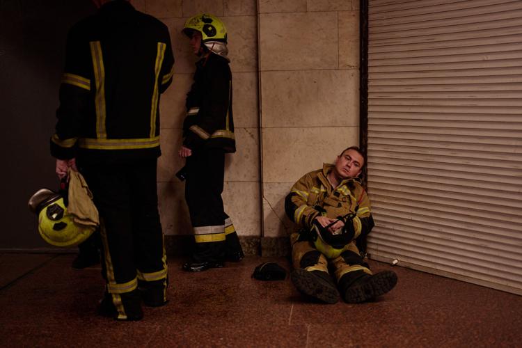 Ukraine launches one of its largest aerial attacks of the war, killing ...