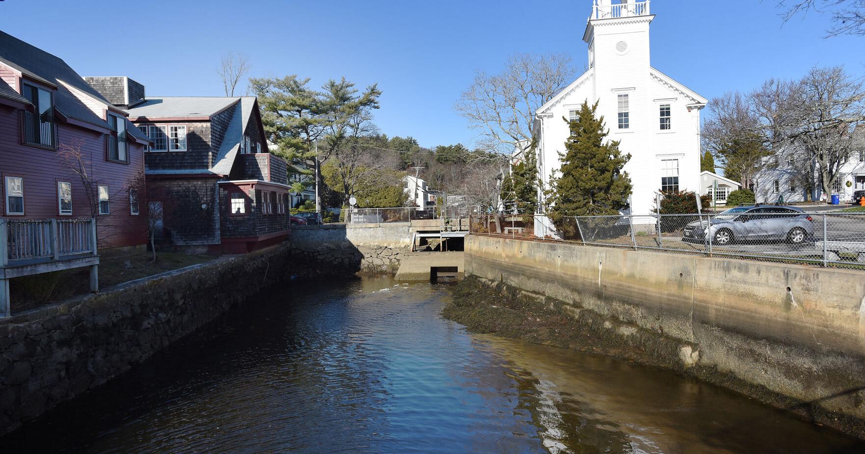 Manchester work on Central Street Bridge, Sawmill Brook to start in fall 2024 - Vimarsana News