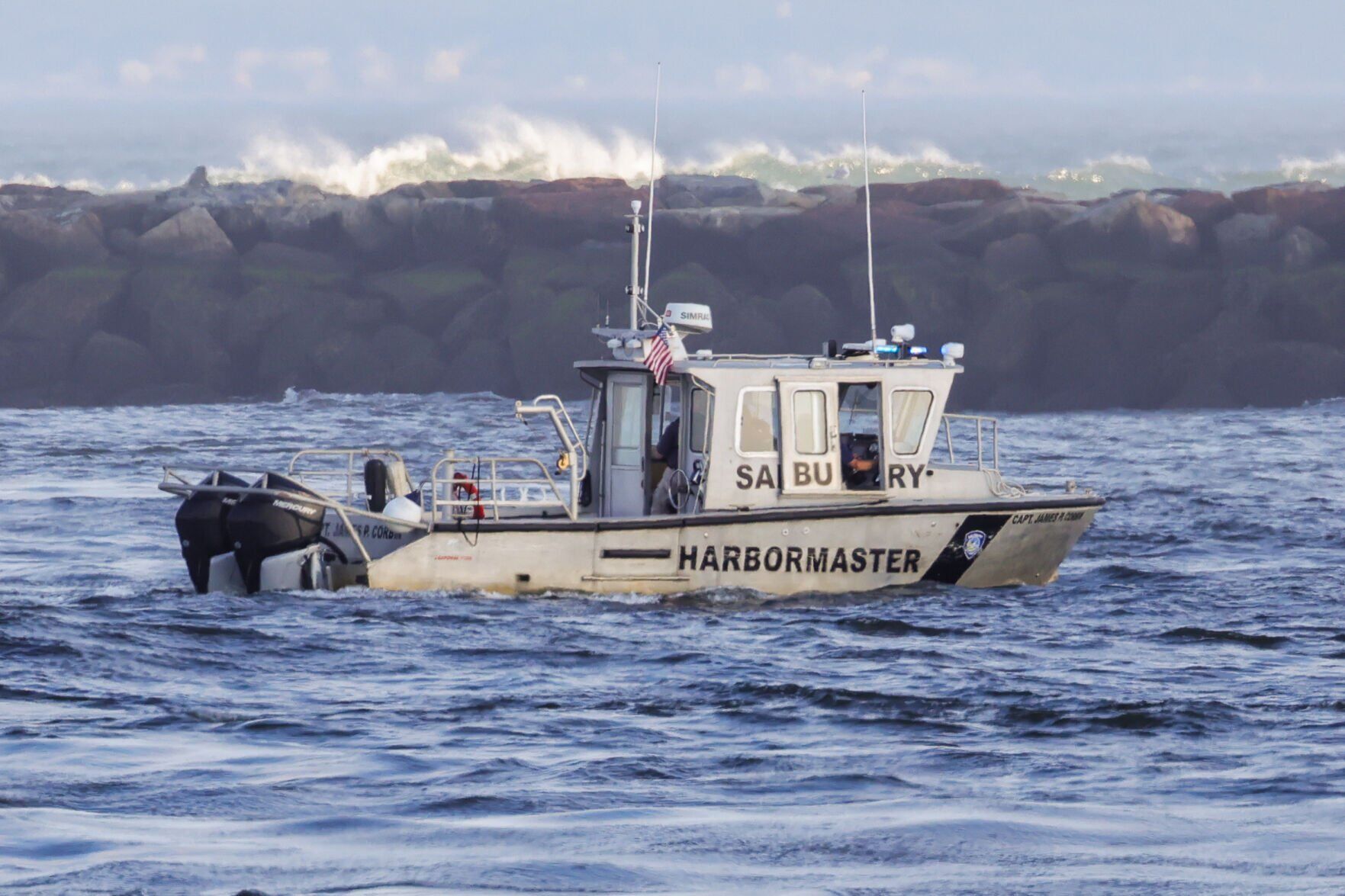 Efforts to locate missing boater transition to search and
