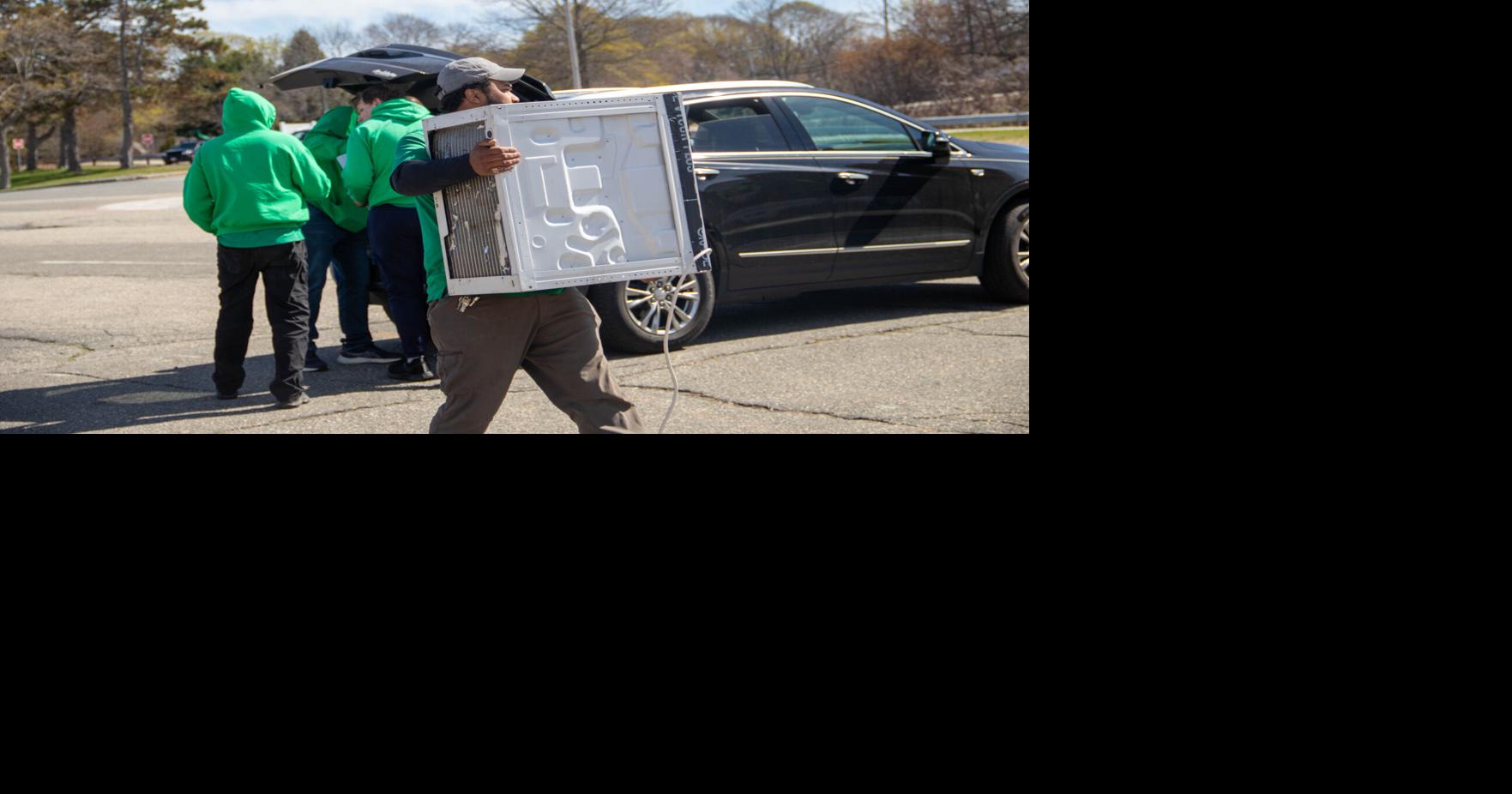 Gloucester celebrates Earth Day with recycling festival
