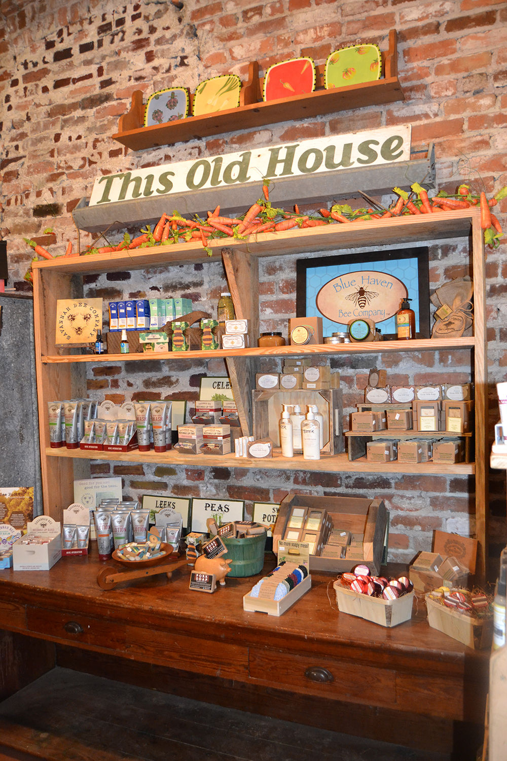 Turnip Greens returns a country market feel to downtown Darien