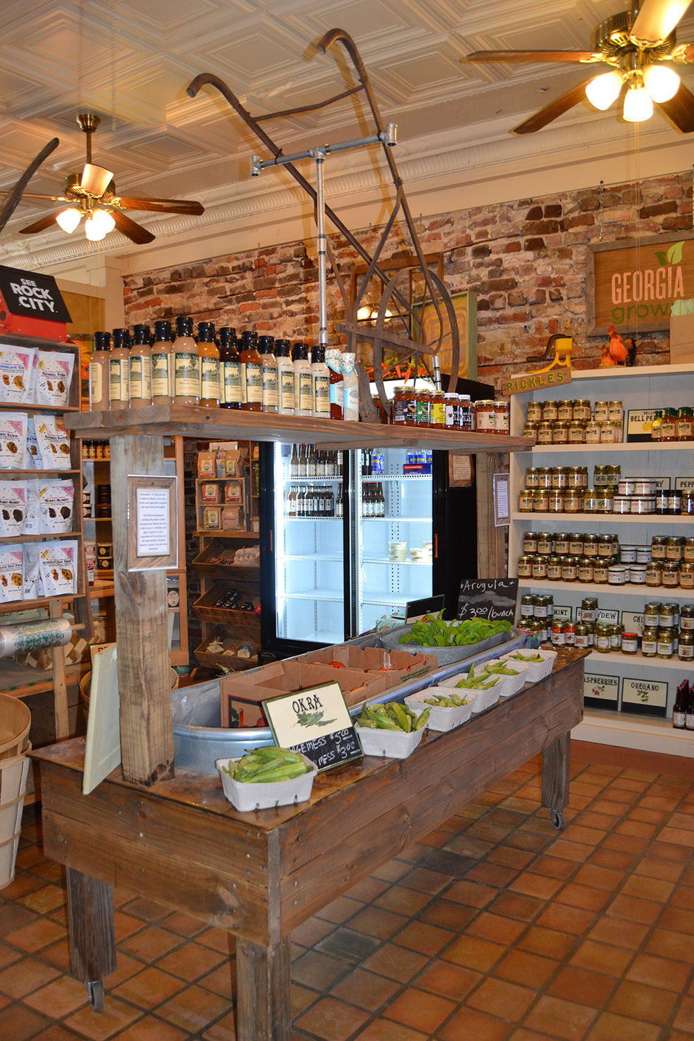 Turnip Greens returns a country market feel to downtown Darien