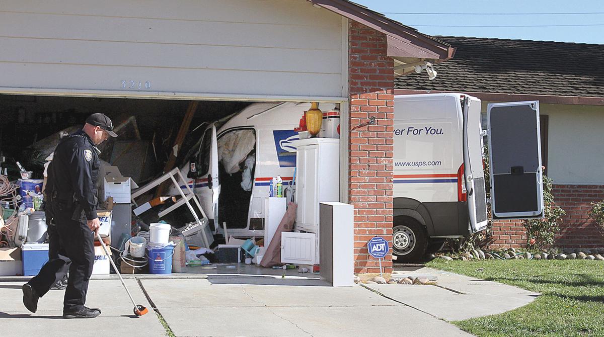 Thieves crash mail truck Tracy Press News
