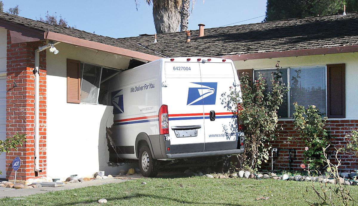 Thieves crash mail truck Tracy Press News
