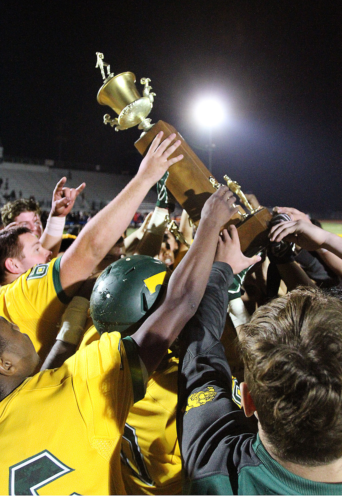 Bulldogs claim Crosstown Classic title Tracy Press