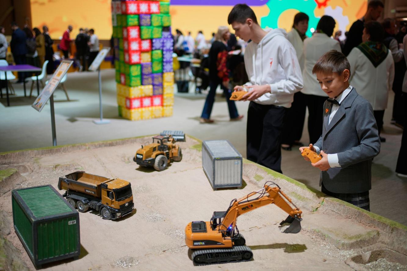 Russia Toy Contest | National News | goshennews.com