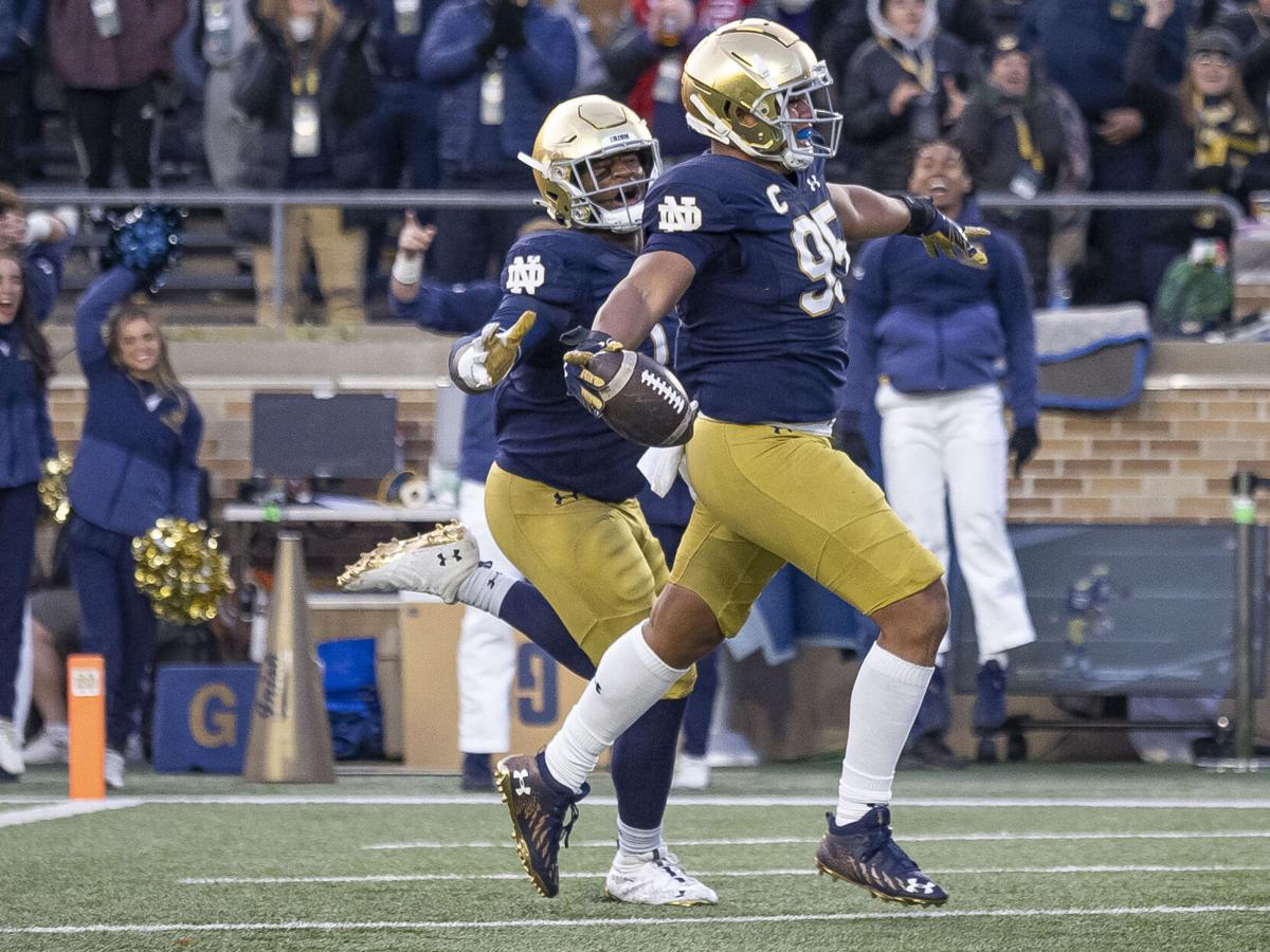 Notre Dame vs. Georgia Tech - Myron Tagovaiola-Amosa
