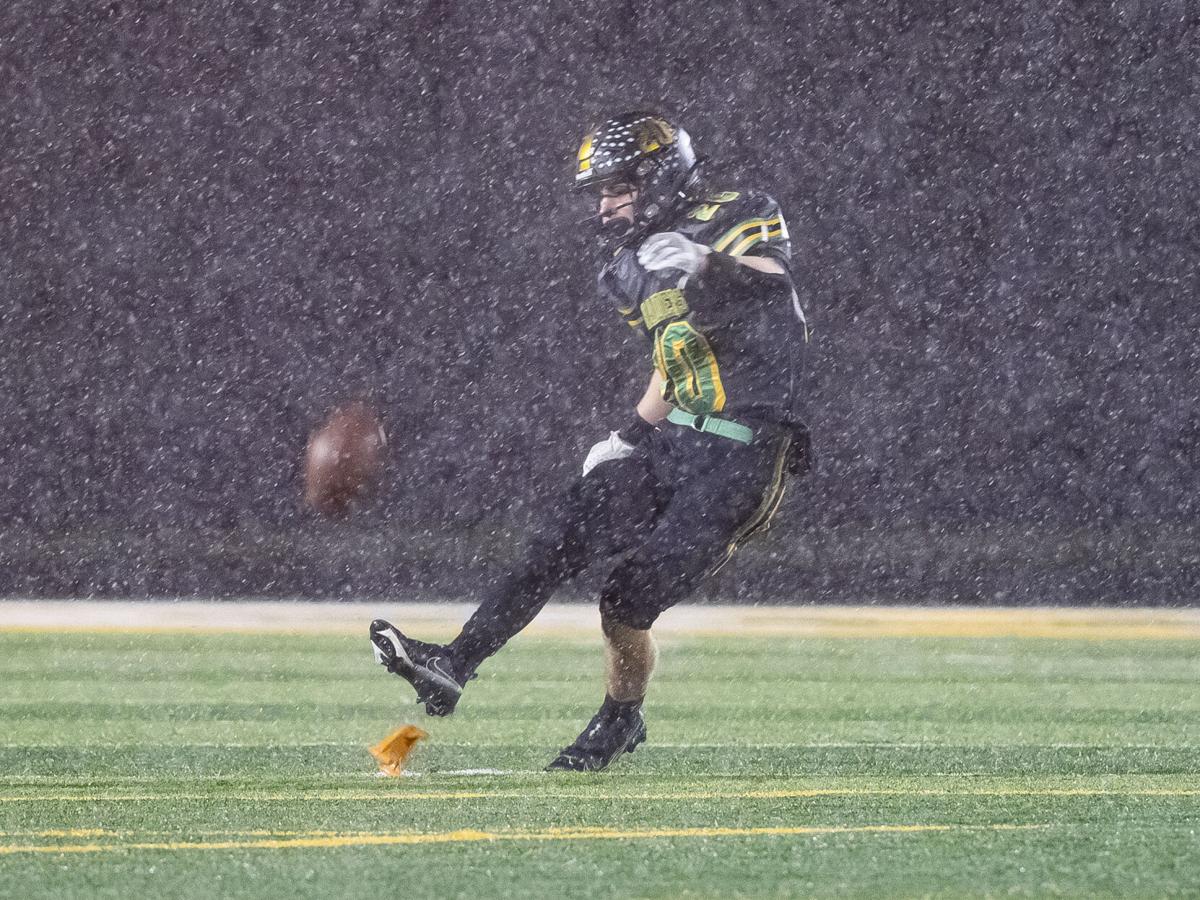 Northridge Tyler Gordon kick