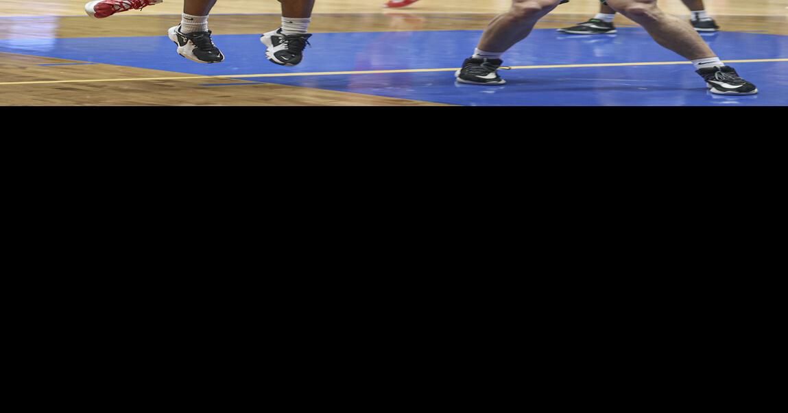 PREP BOYS BASKETBALL: 4A Sectional 4 at North Side Gym Drew Hogan