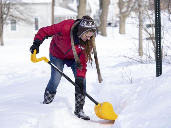 Snowfall creates very few problems News