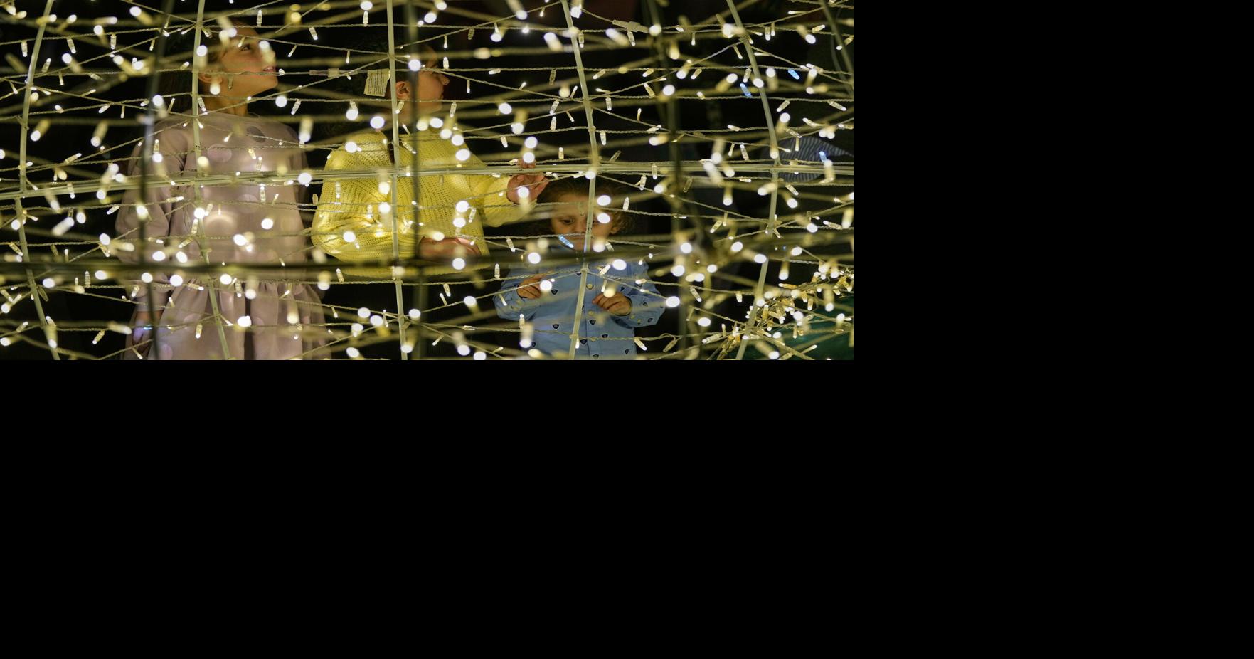 Lebanon Christmas Holiday Lights