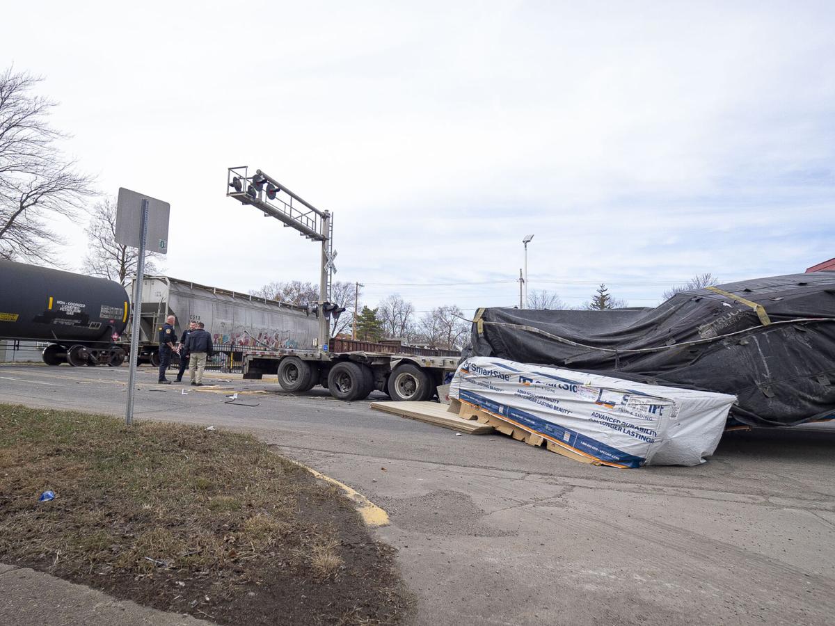 20210313-nws-trainvstruck-pic2.JPG