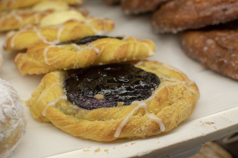 DINING A LA KING New Rise 'N Roll bakery franchise is set to open in