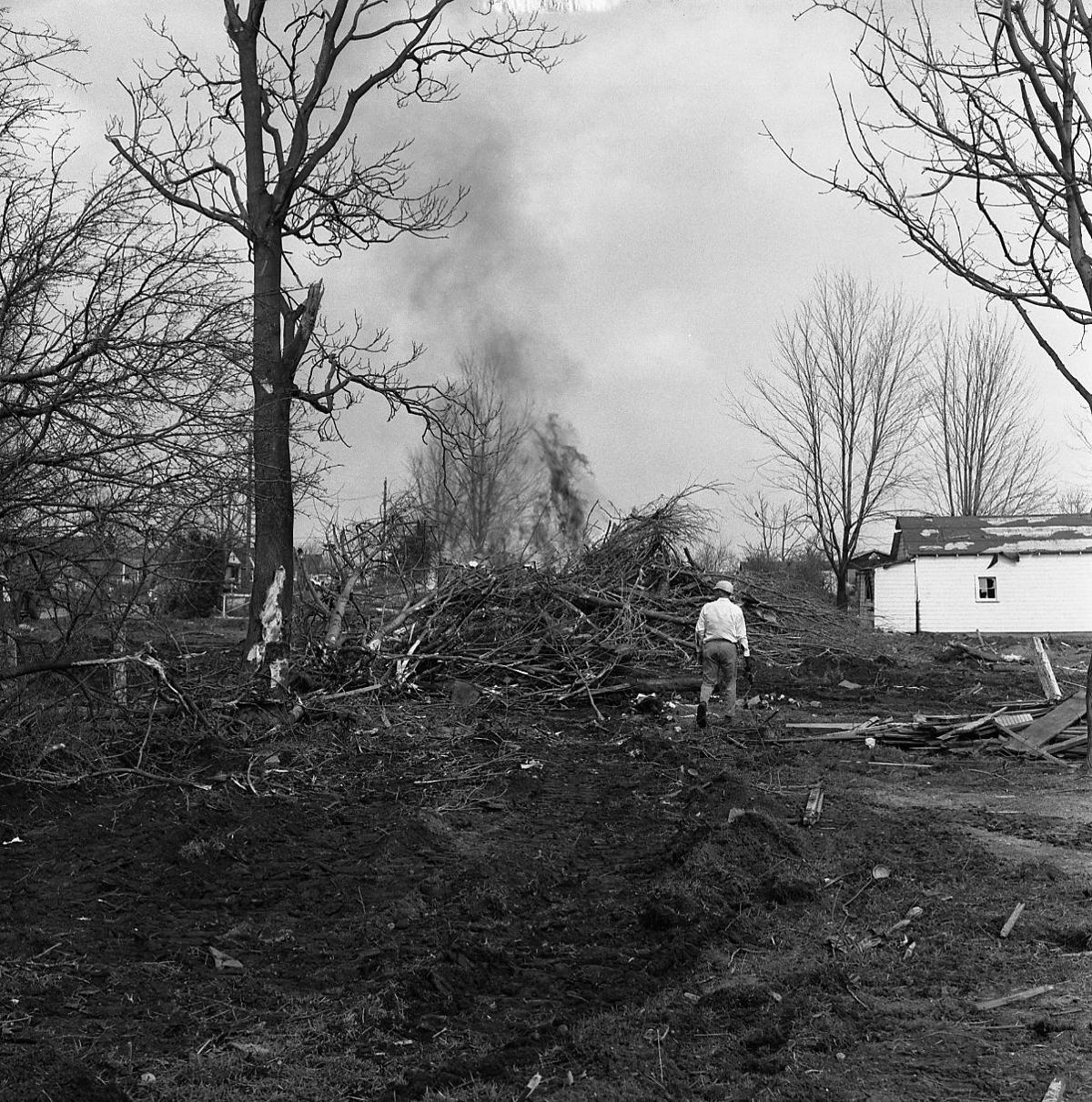 Slideshow: Palm Sunday Tornado Damage | Multimedia | goshennews.com