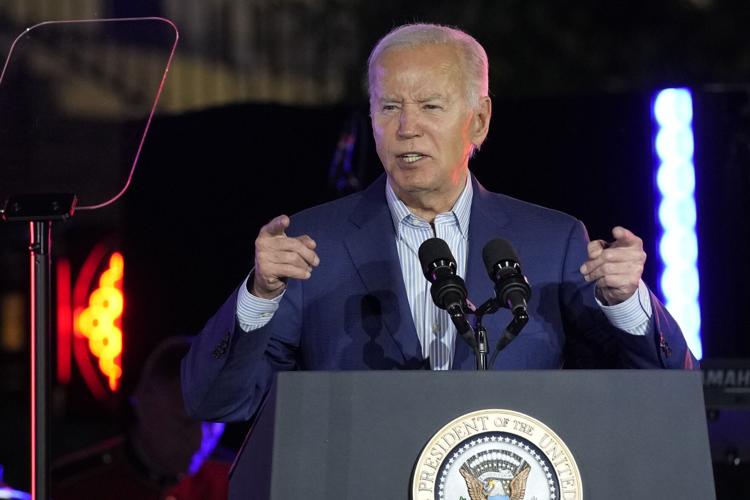 Gladys Knight, Patti LaBelle join Biden for early