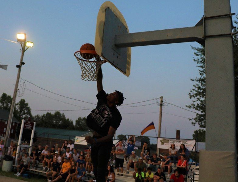 3 point dunk
