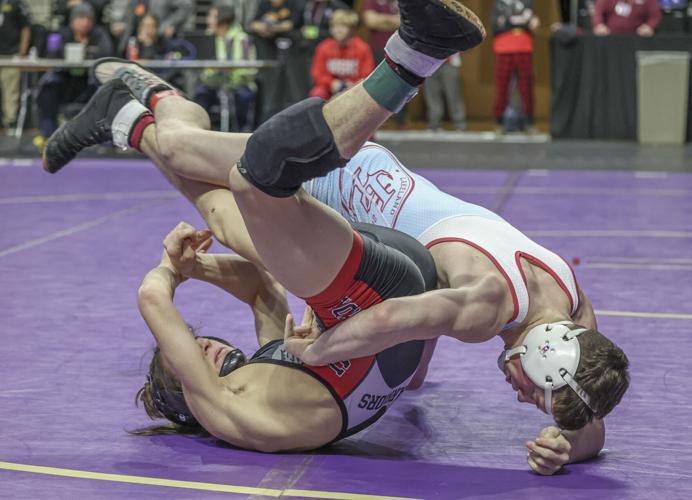 PREP WRESTLING PREVIEW: Carroll, Koltookian, Lone among area's top