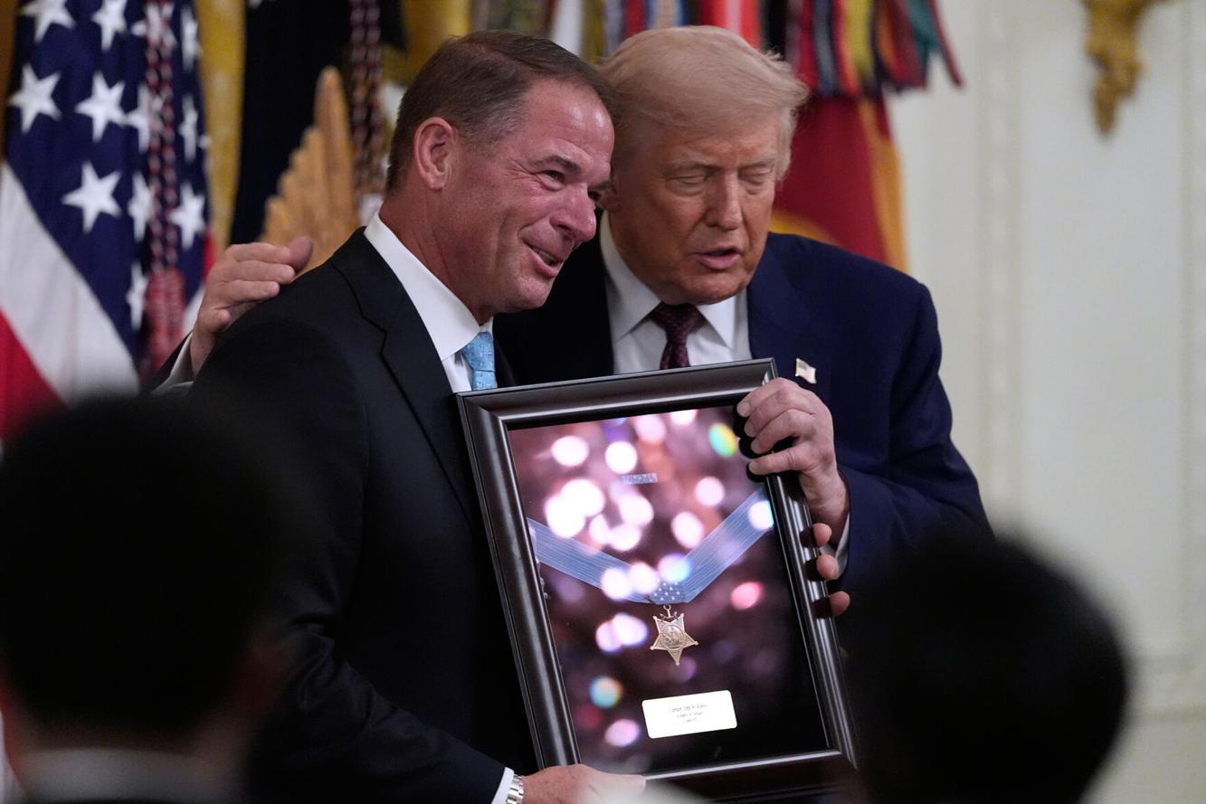 Trump Medal Of Honor National News Goshennews trump-medal-of-honor-national-news-goshennews