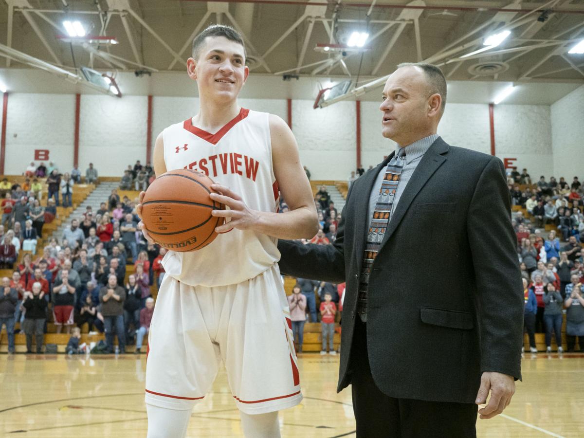 Prep Boys Basketball Yoder Breaks Westview Scoring Record 3