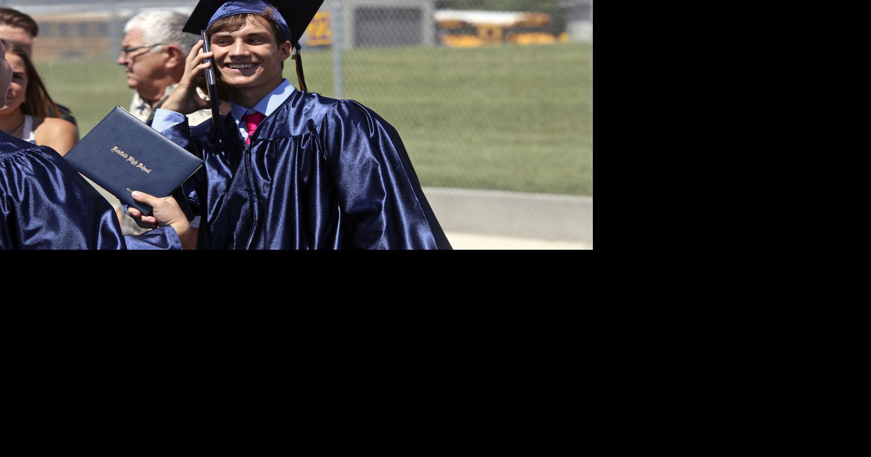 SLIDESHOW: Fairfield High School graduation | Multimedia | goshennews.com