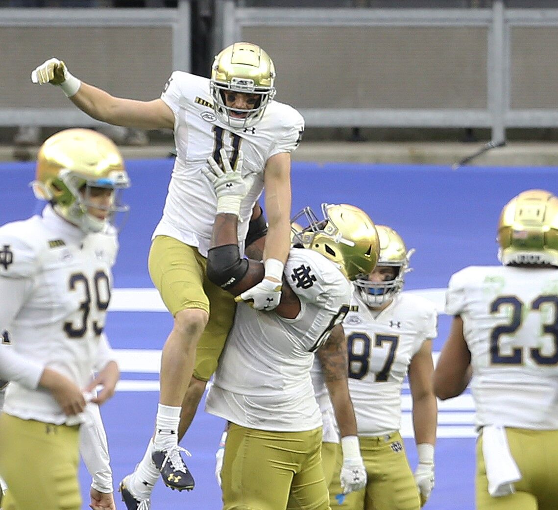 Notre Dame WR Ben Skowronek Scores 3 Touchdowns 