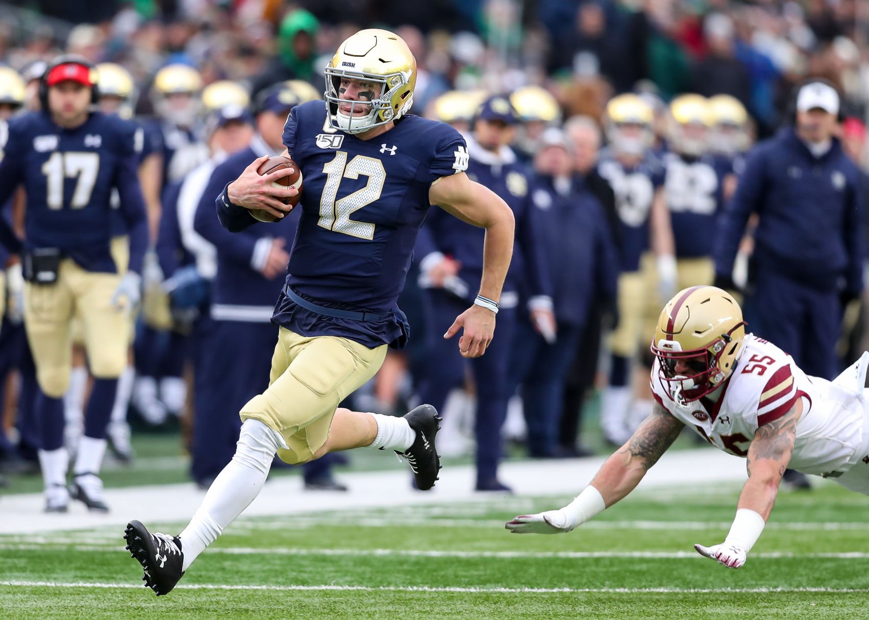 NOTRE DAME FOOTBALL: Irish Dominate Boston College On Senior Day ...