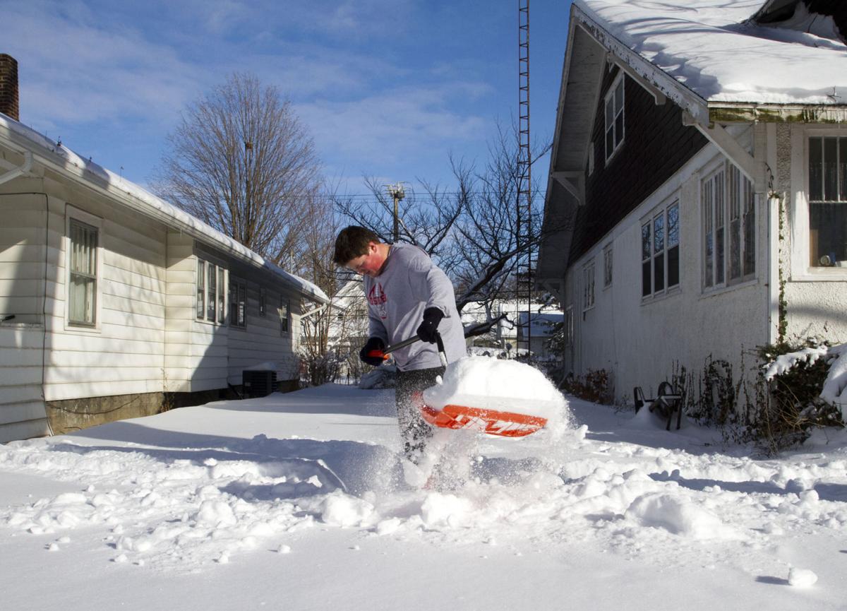 Slideshow Goshen digs out from snow storm Multimedia