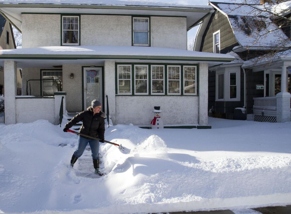 Slideshow Goshen digs out from snow storm Multimedia