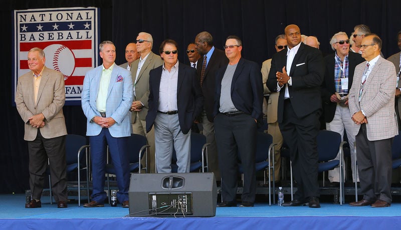 Greg Maddux, Big Hurt inducted into Baseball Hall of Fame