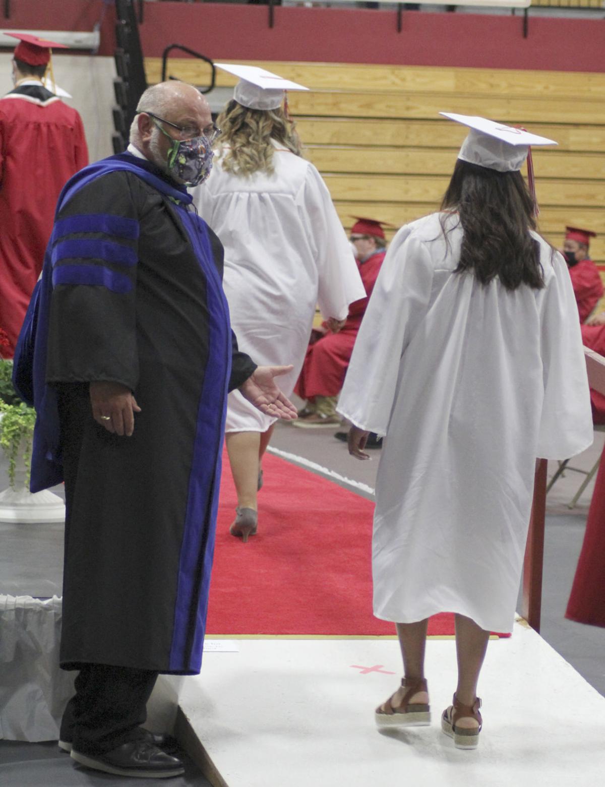 20200629-nws-ghsgrads22.JPG