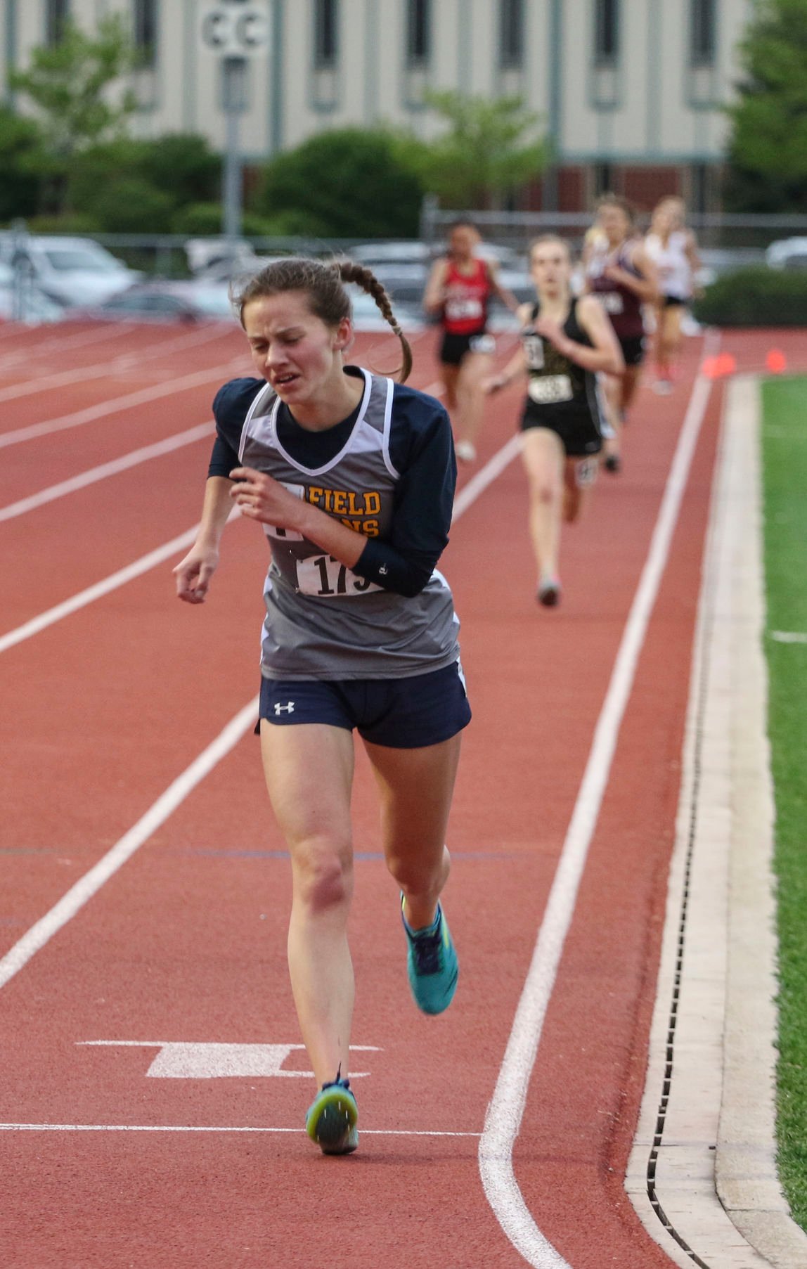 girls track and field shoes