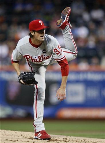 Cole Hamels Grabs 11th Win for Phillies
